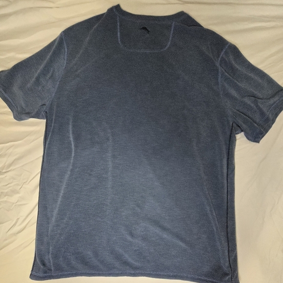Tommy Bahama Blue Short Sleeve Tee. See Mesurements. No Tag. May Be A Large - Picture 6 of 7